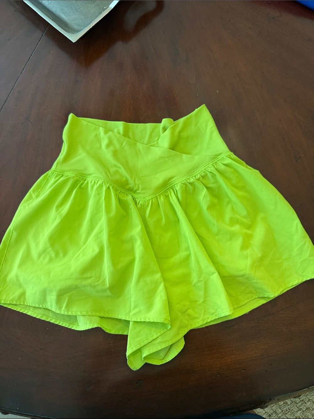 Offline aerie real me crossover neon Lime Shorts
